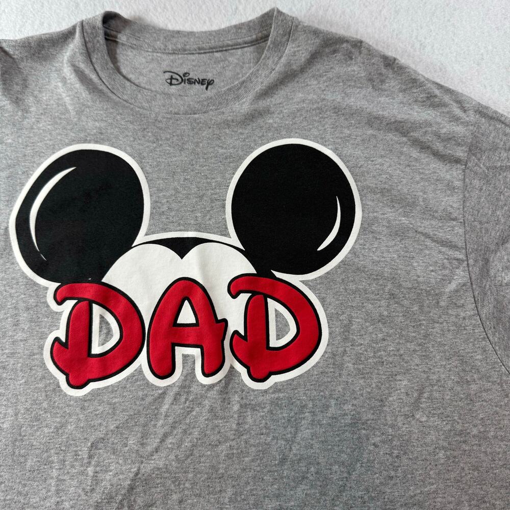 Disney Dad Shirt Gray size XL